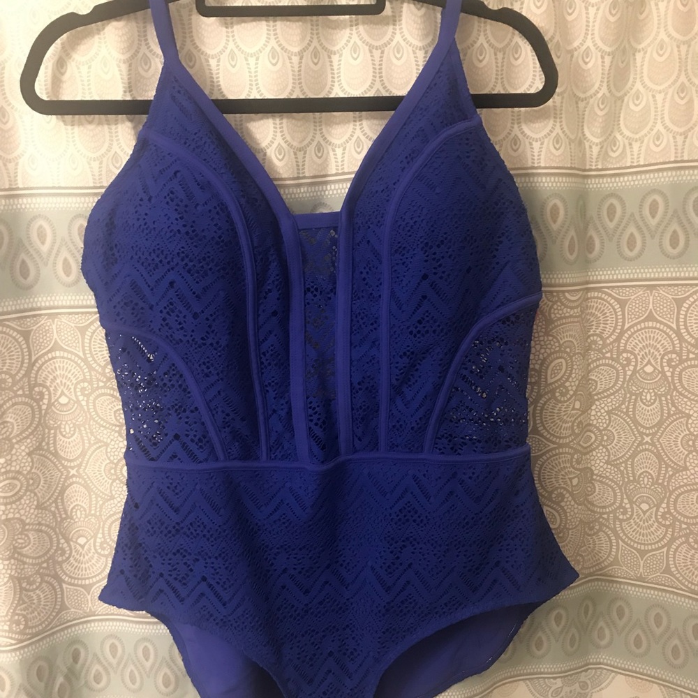 NWT bathing suit